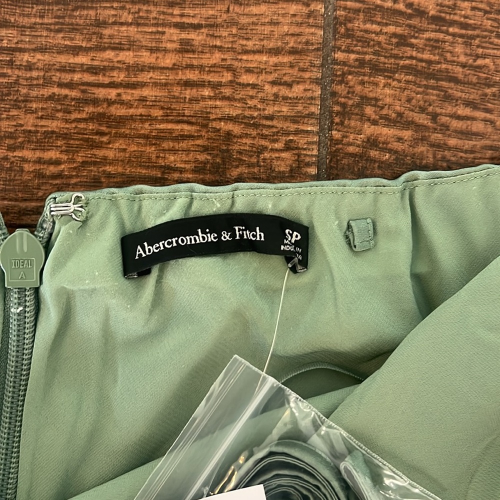 Abercrombie & Fitch Sage Green Strapless Maxi Dress - Picture 7 of 9